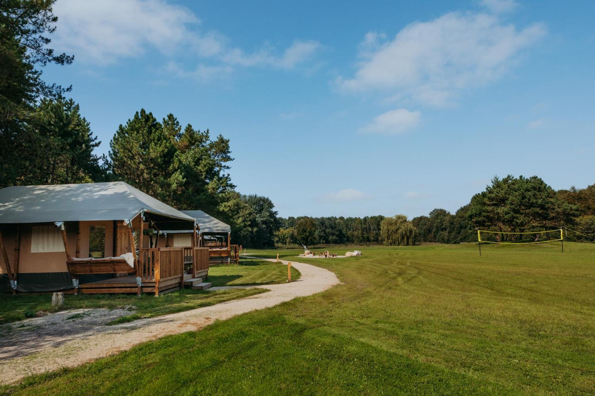 Glamping Lodge With Eco-Wellness Zeewolde Exterior photo
